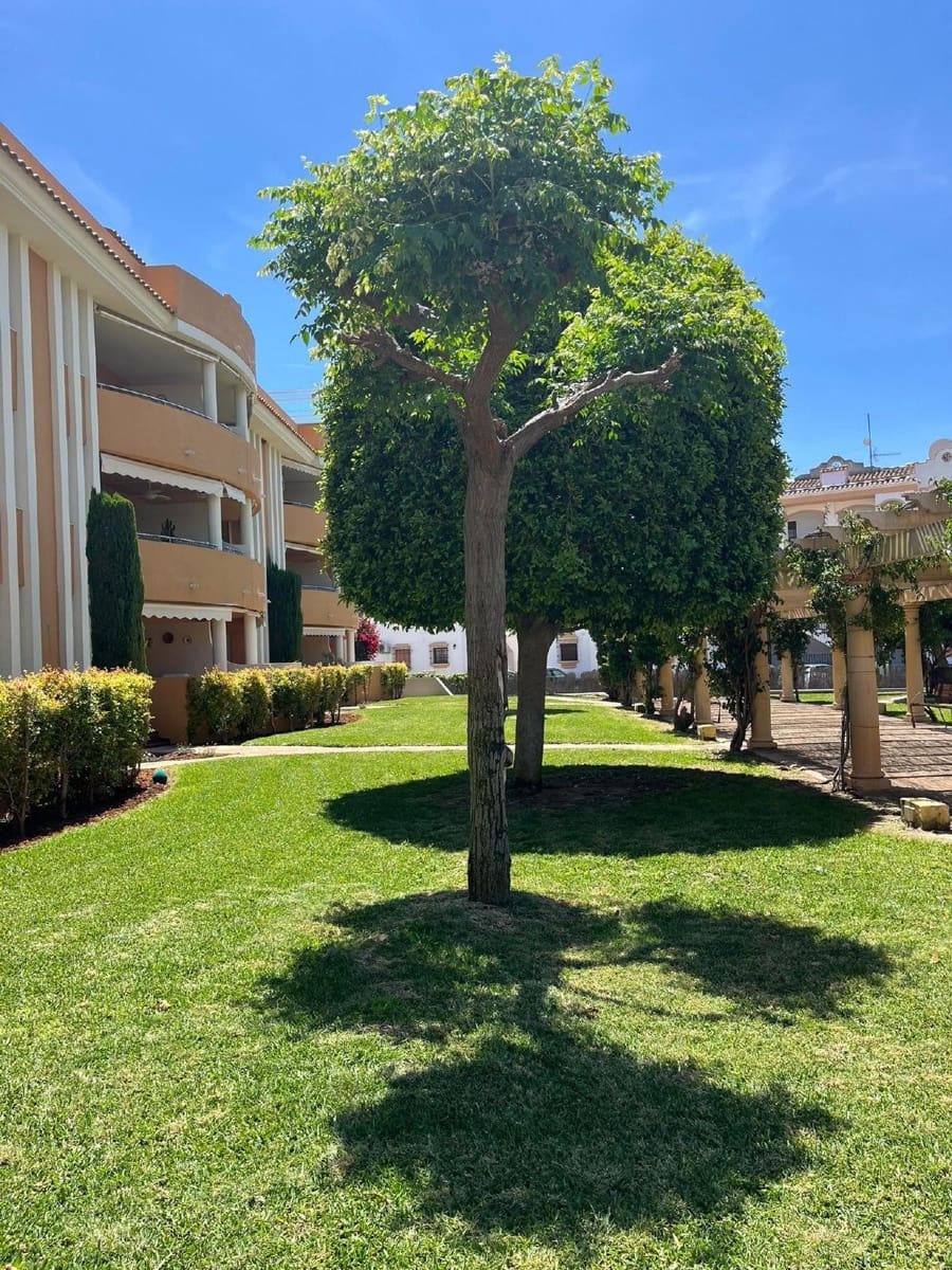2 soverom Leilighet til salgs i Denia med svømmebasseng garasje - € 285 000 (Ref: 10155422)