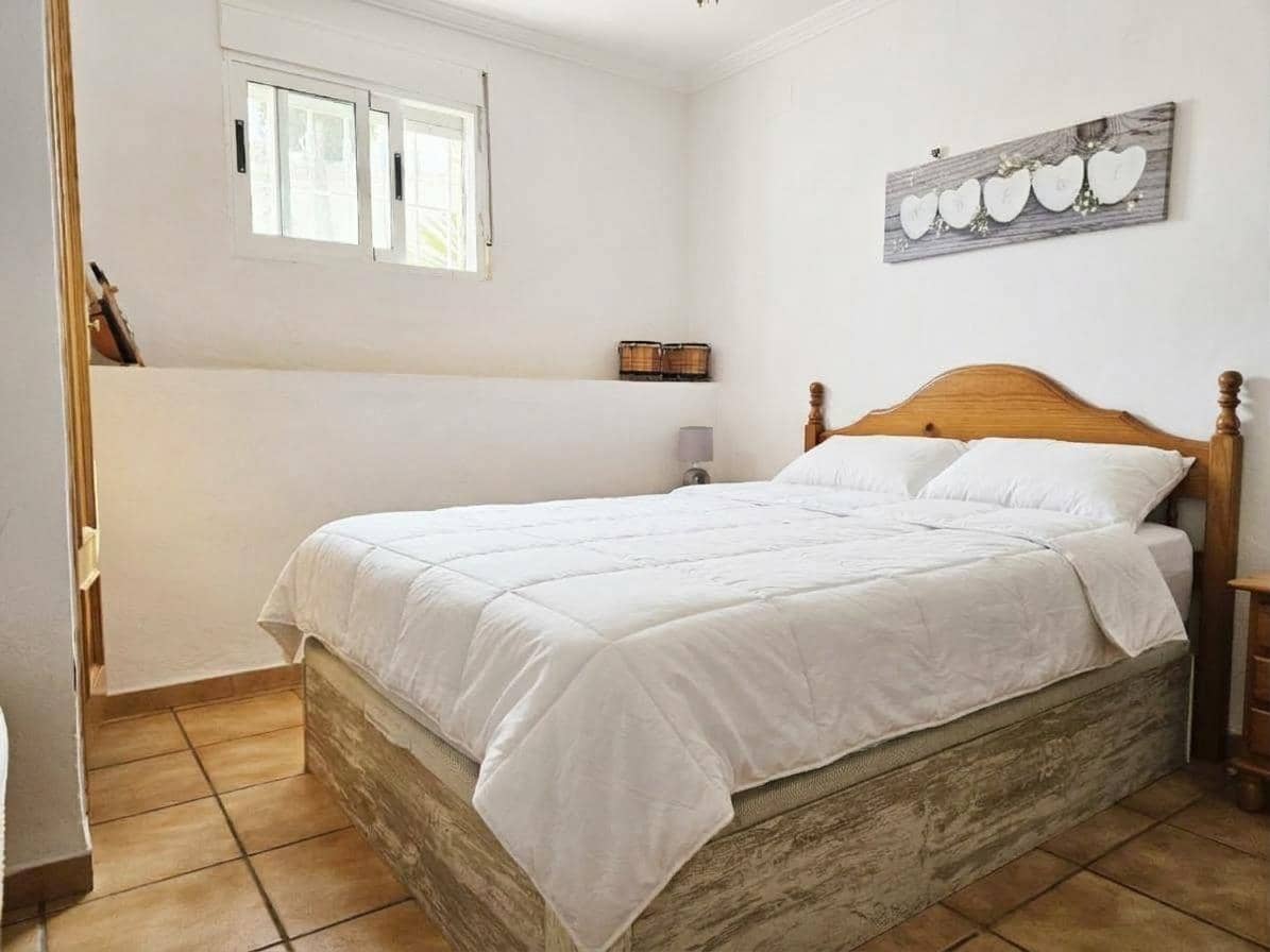 4 Zimmer Villa zu vermieten in Denia mit Garage - 1.800 € (Ref: 10159596)