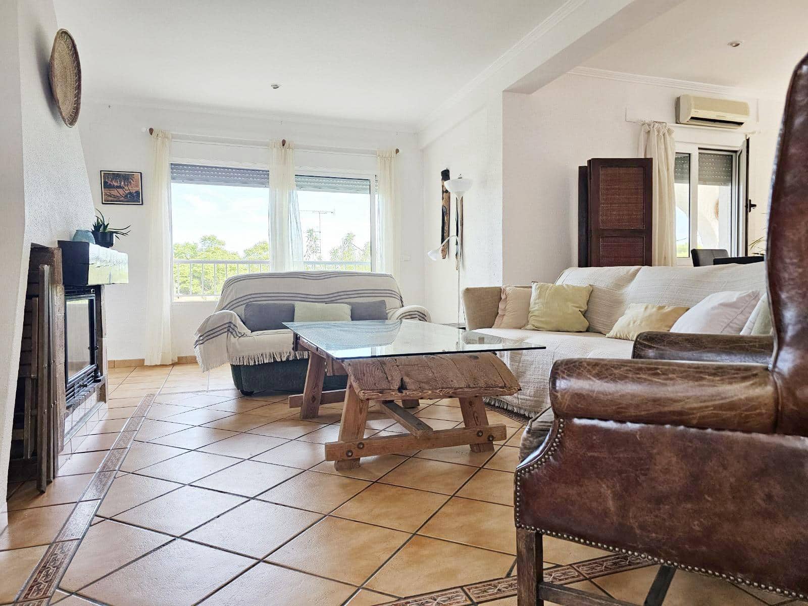 4 Zimmer Villa zu vermieten in Denia mit Garage - 1.800 € (Ref: 10159596)