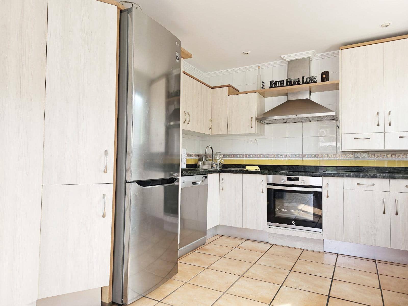 4 Zimmer Villa zu vermieten in Denia mit Garage - 1.800 € (Ref: 10159596)