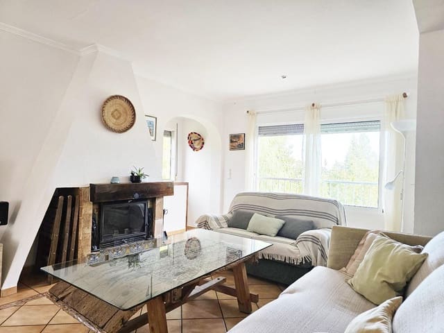 4 Zimmer Villa zu vermieten in El Montgó, Dénia mit Garage - 1.800 € (Ref: 10159596)