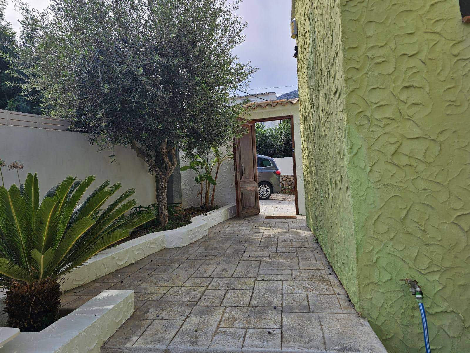 4 Zimmer Villa zu vermieten in Denia mit Garage - 1.800 € (Ref: 10159596)