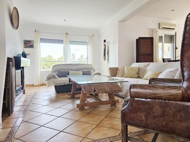 4 soverom Villa til leie i El Montgó, Dénia med garasje - € 1 800 (Ref: 10159596)