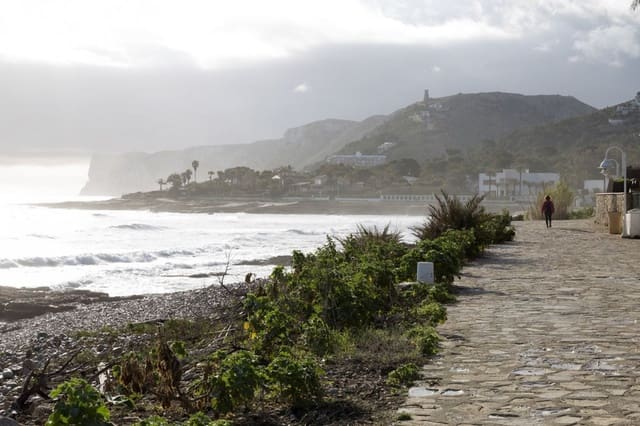 Działka budowlana na sprzedaż w Las Rotas / Les Rotes, Dénia - 500 000 € (Ref: 4398203)