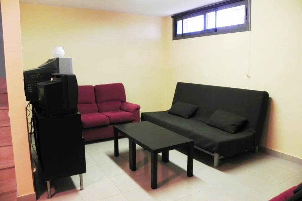 3 quarto Apartamento para arrendar em Denia com piscina garagem - 1 500 € (Ref: 5541958)