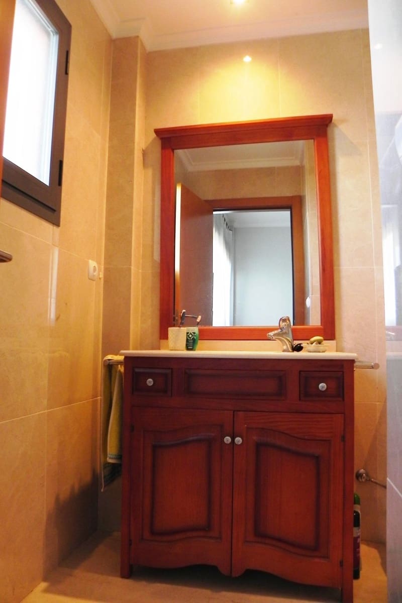 3 quarto Apartamento para arrendar em Denia com piscina garagem - 1 500 € (Ref: 5541958)
