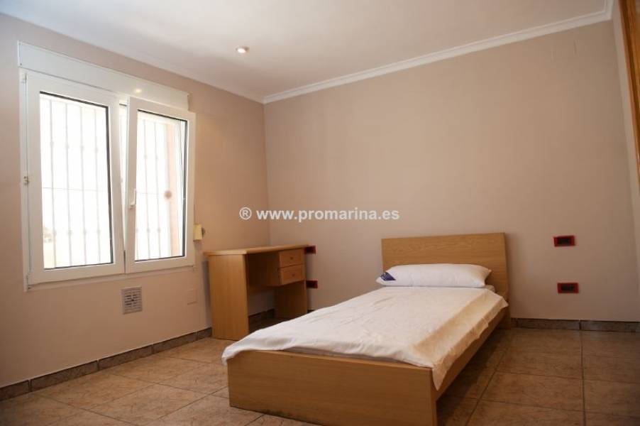 6 soverom Villa til salgs i Denia med svømmebasseng garasje - € 1 060 000 (Ref: 6187445)