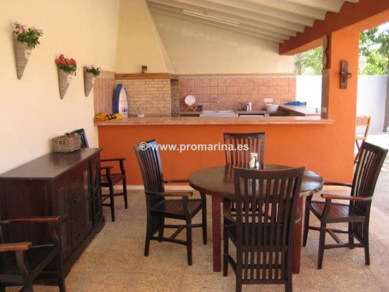 6 chambre Villa/Maison à vendre à Denia avec piscine garage - 1 060 000 € (Ref: 6187445)