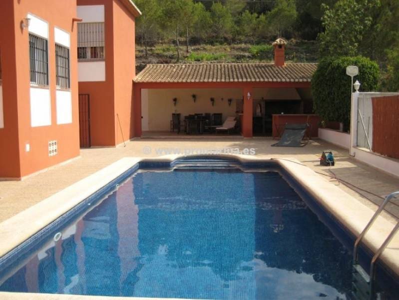 6 chambre Villa/Maison à vendre à Denia avec piscine garage - 1 060 000 € (Ref: 6187445)
