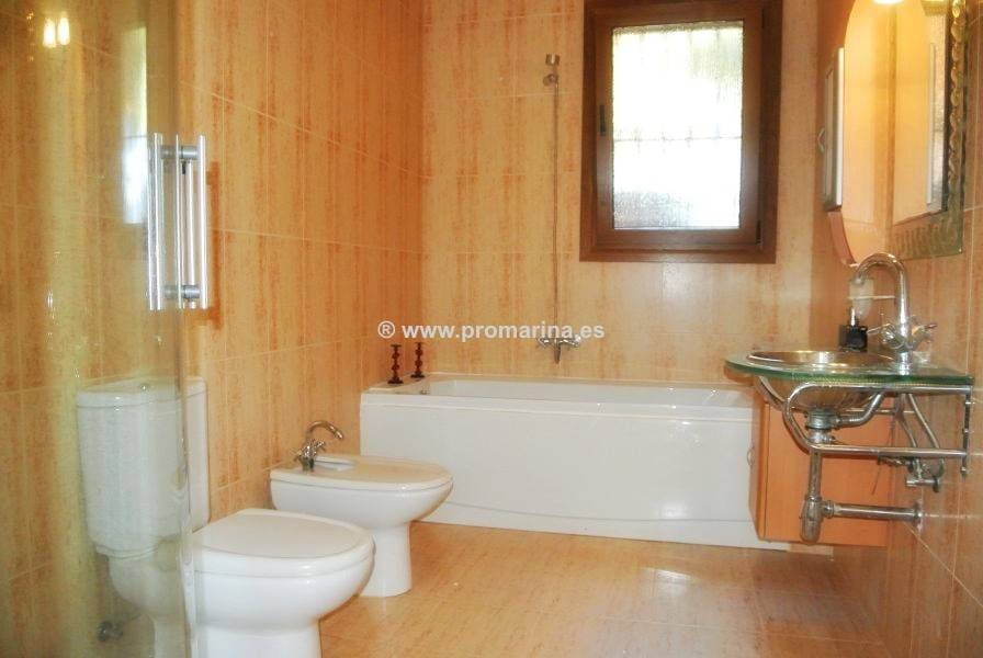 5 slaapkamer Villa te koop in Denia met zwembad garage - € 1.485.000 (Ref: 6187451)