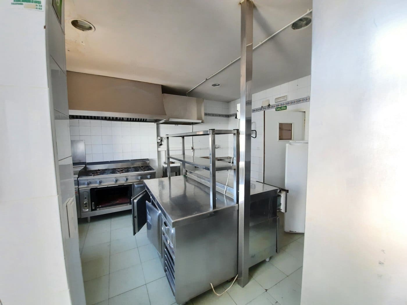 Kaupallinen myytävänä paikassa Denia - 280 000 € (Ref: 6187589)