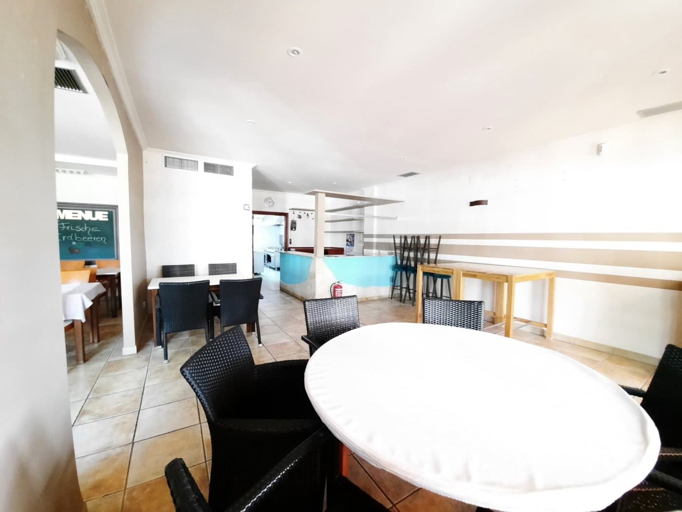Kaupallinen myytävänä paikassa Denia - 280 000 € (Ref: 6187589)
