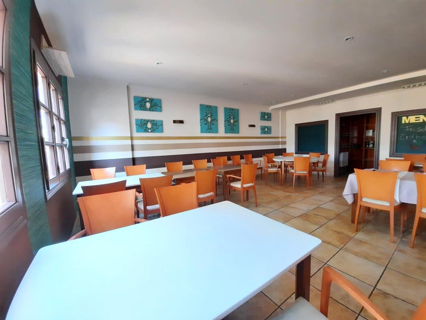 Kaupallinen myytävänä paikassa Denia - 280 000 € (Ref: 6187589)