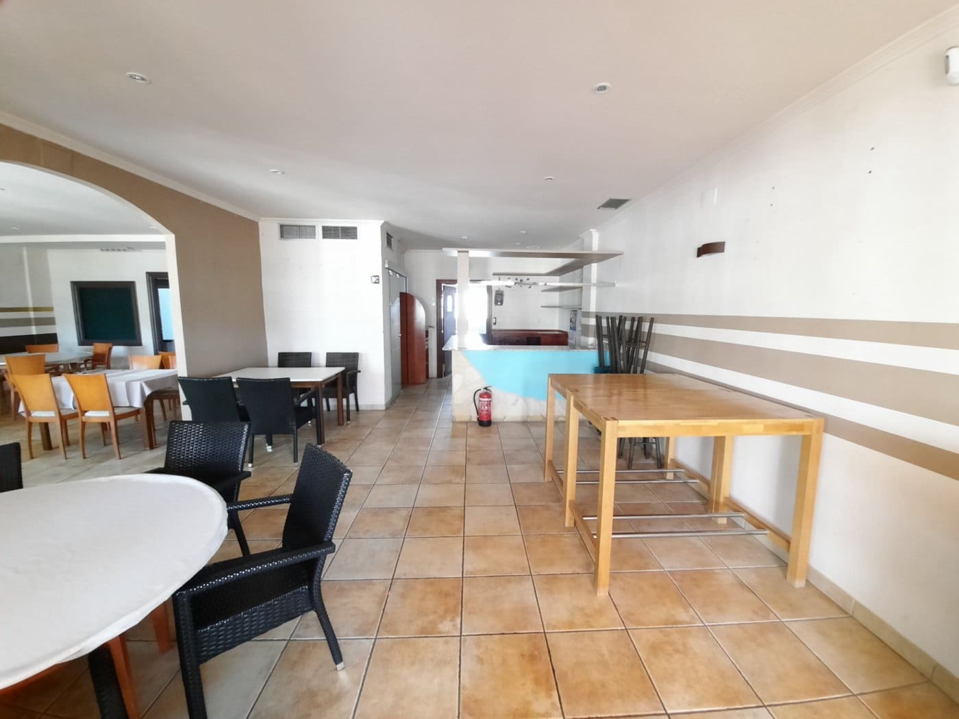 Kaupallinen myytävänä paikassa Denia - 280 000 € (Ref: 6187589)