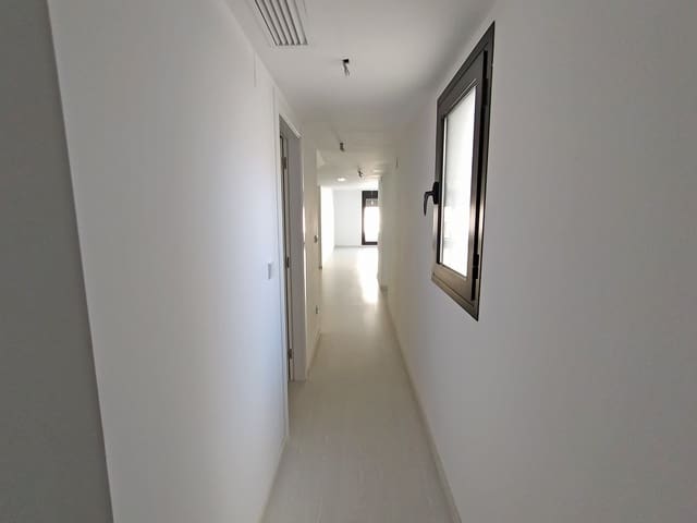 3 soveværelse Penthouse til leje i Centro Urbano, Dénia med garage - € 1.500 (Ref: 6187658)