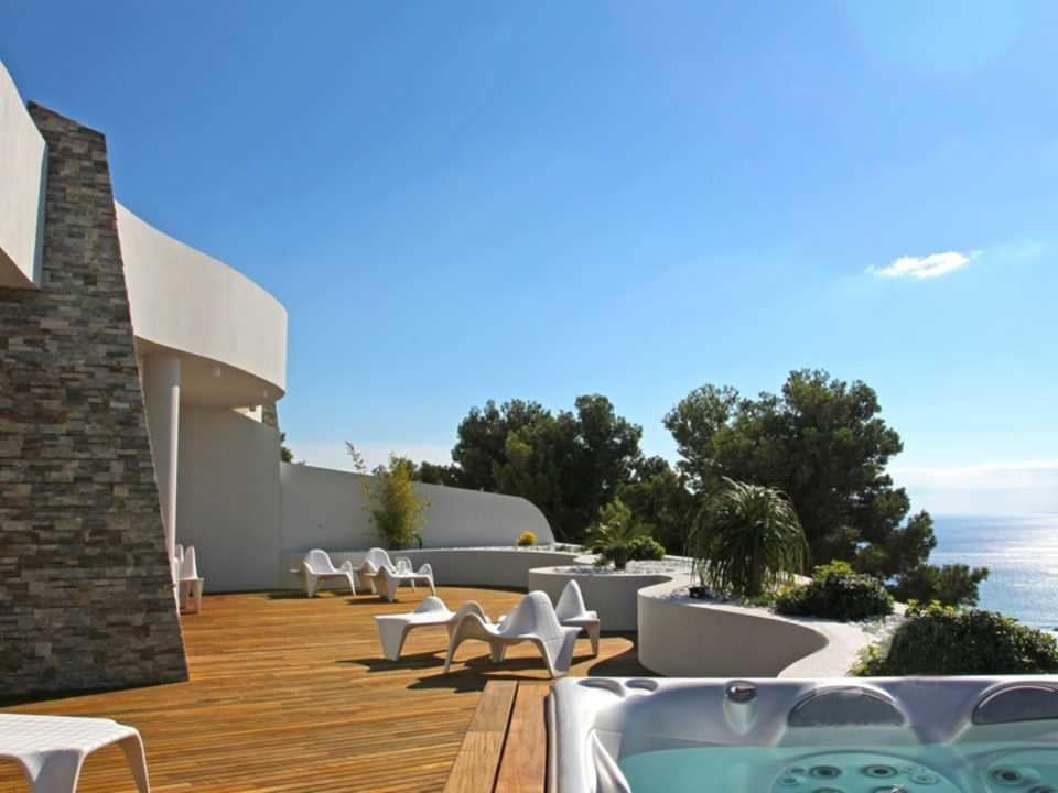 3 bedroom Apartment for sale in Altea with garage - € 2,100,000 (Ref: 6399137)
