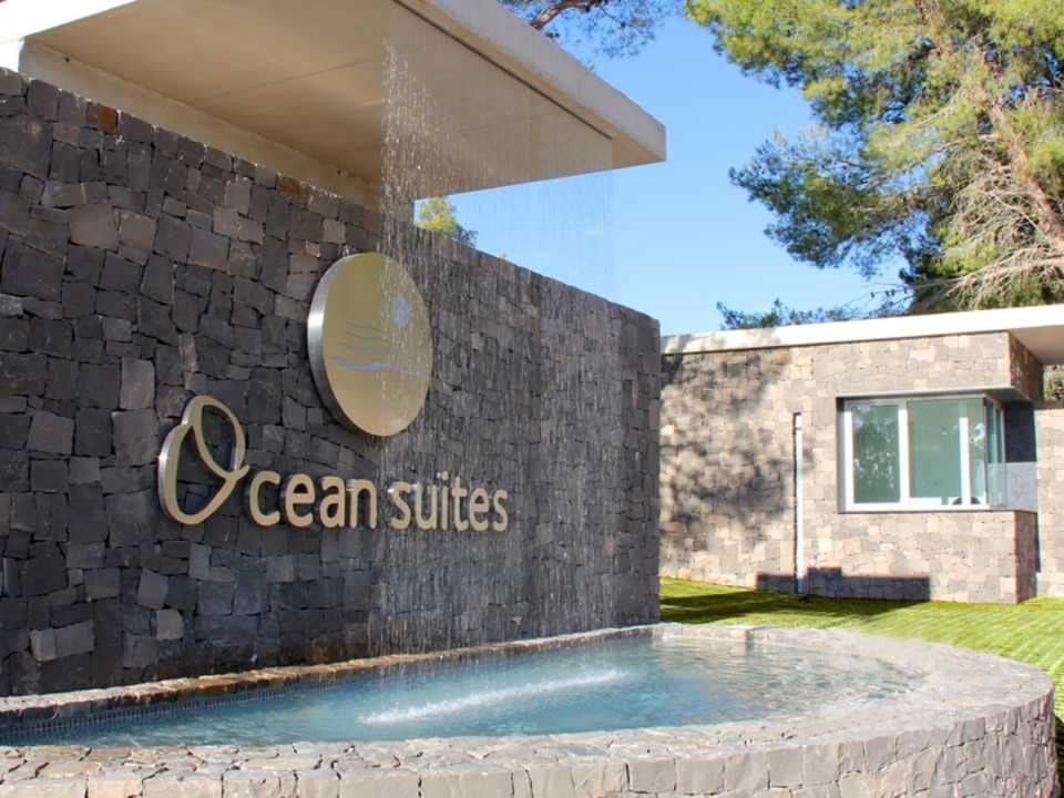 3 bedroom Apartment for sale in Altea with garage - € 2,100,000 (Ref: 6399137)