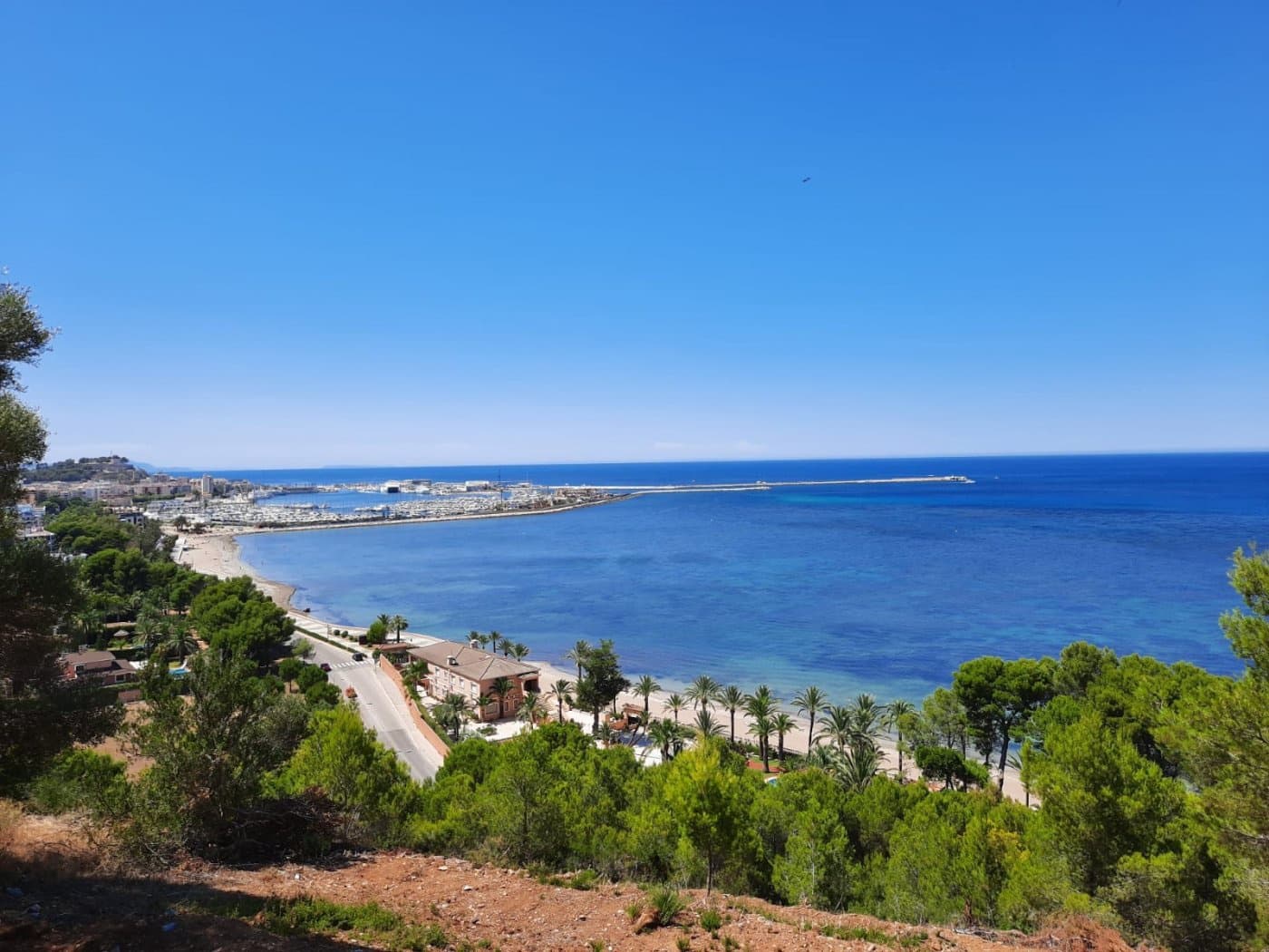 Chalet de 3 habitaciones en Dénia en venta con piscina - 985.000 € (Ref: 6454342)