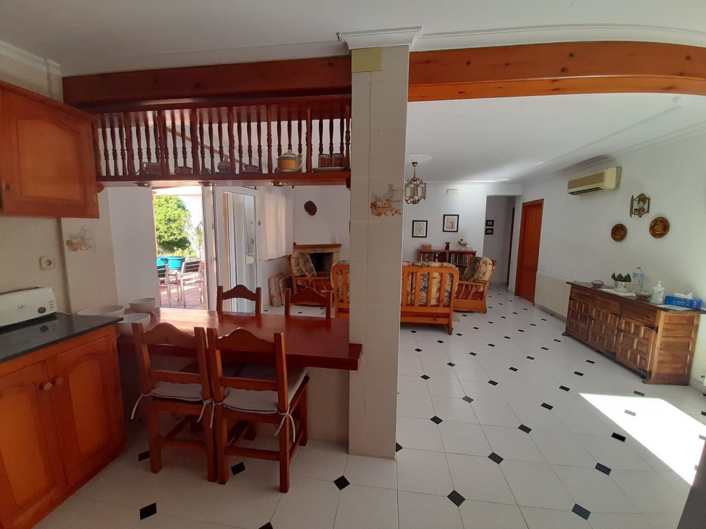 7 bedroom Villa for sale in Denia with pool garage - € 530,000 (Ref: 6496359)