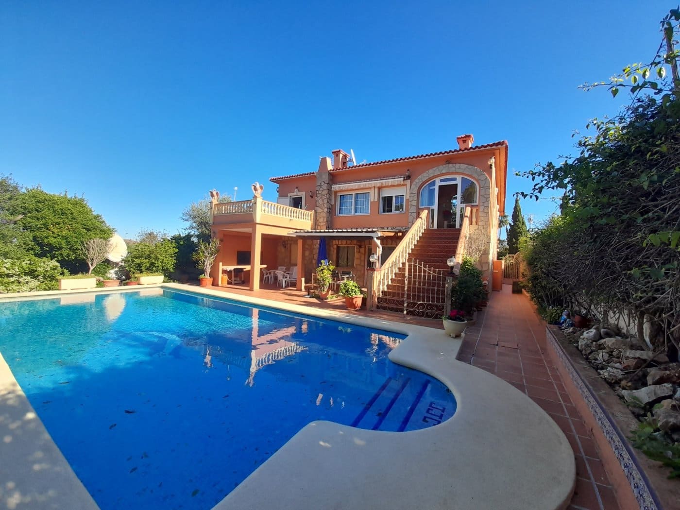 7 bedroom Villa for sale in Denia with pool garage - € 530,000 (Ref: 6496359)