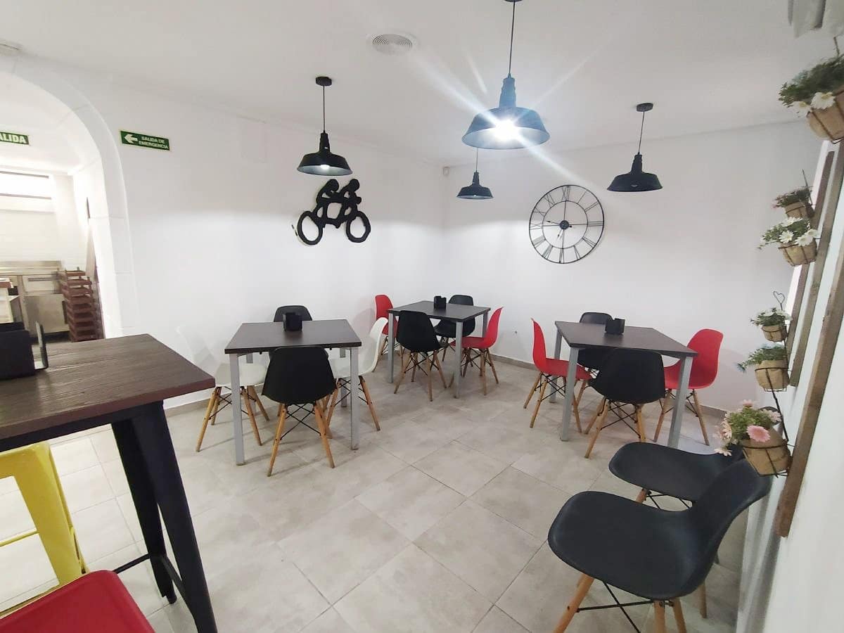 Virksomhed til leje i Denia - € 1.600 (Ref: 6520090)