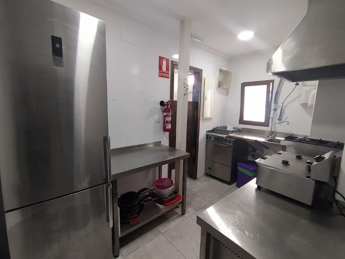 Virksomhed til leje i Denia - € 1.600 (Ref: 6520090)