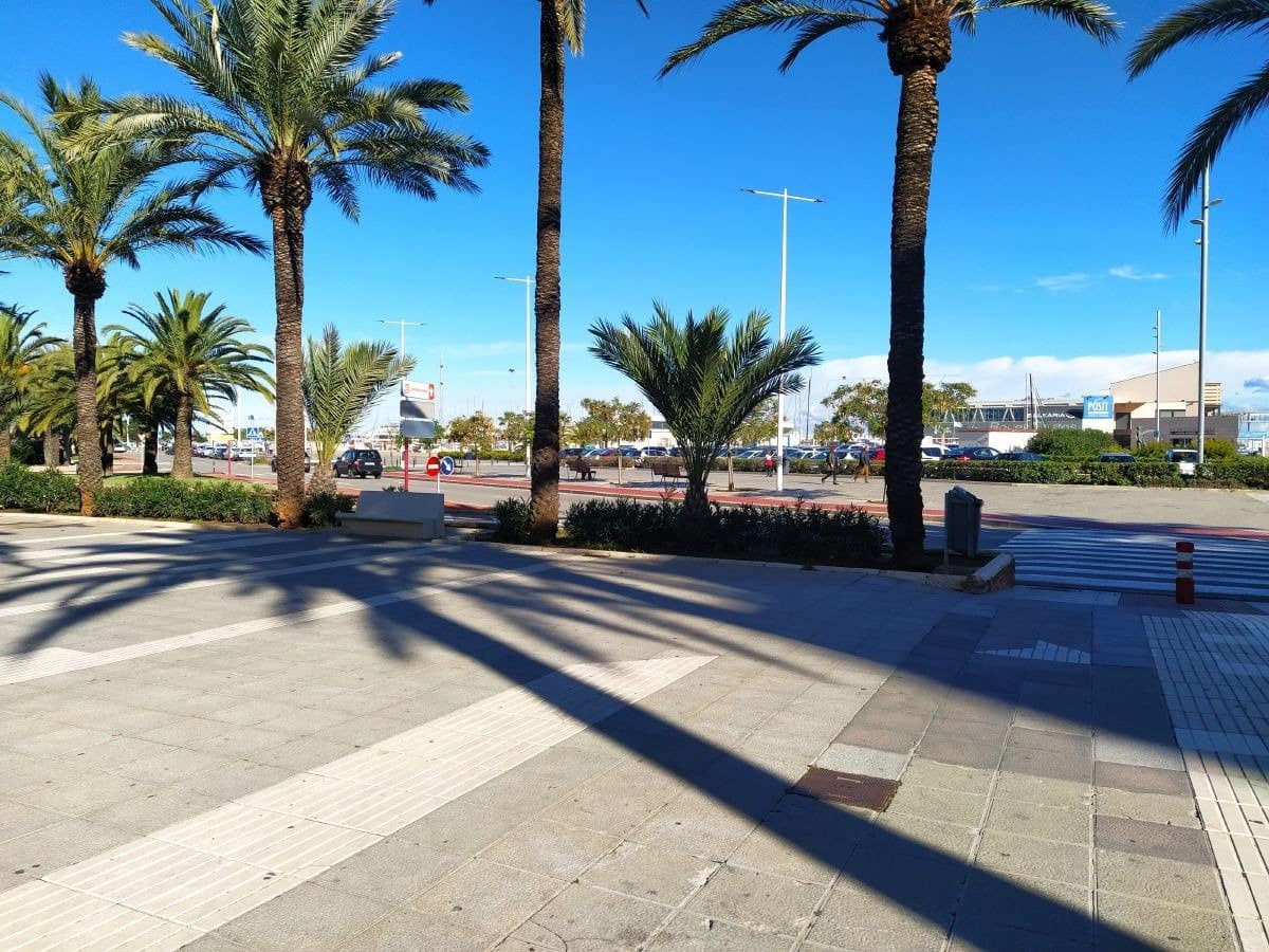 Virksomhed til leje i Denia - € 1.600 (Ref: 6520090)