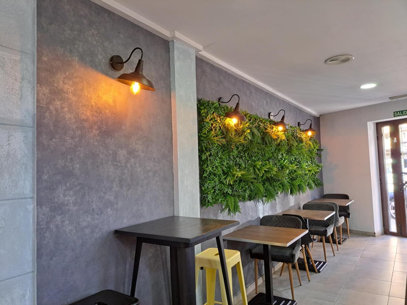 Virksomhed til leje i Denia - € 1.600 (Ref: 6520090)