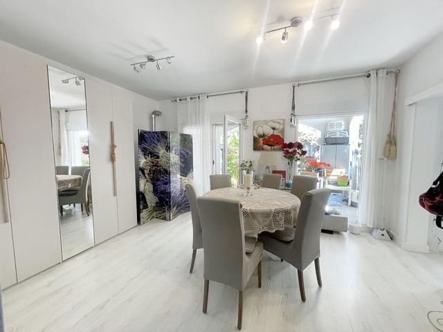 3 makuuhuone Rivitalo myytävänä paikassa Monte Pedreguer, Pedreguer mukana uima-altaan - 315 000 € (Ref: 7098961)