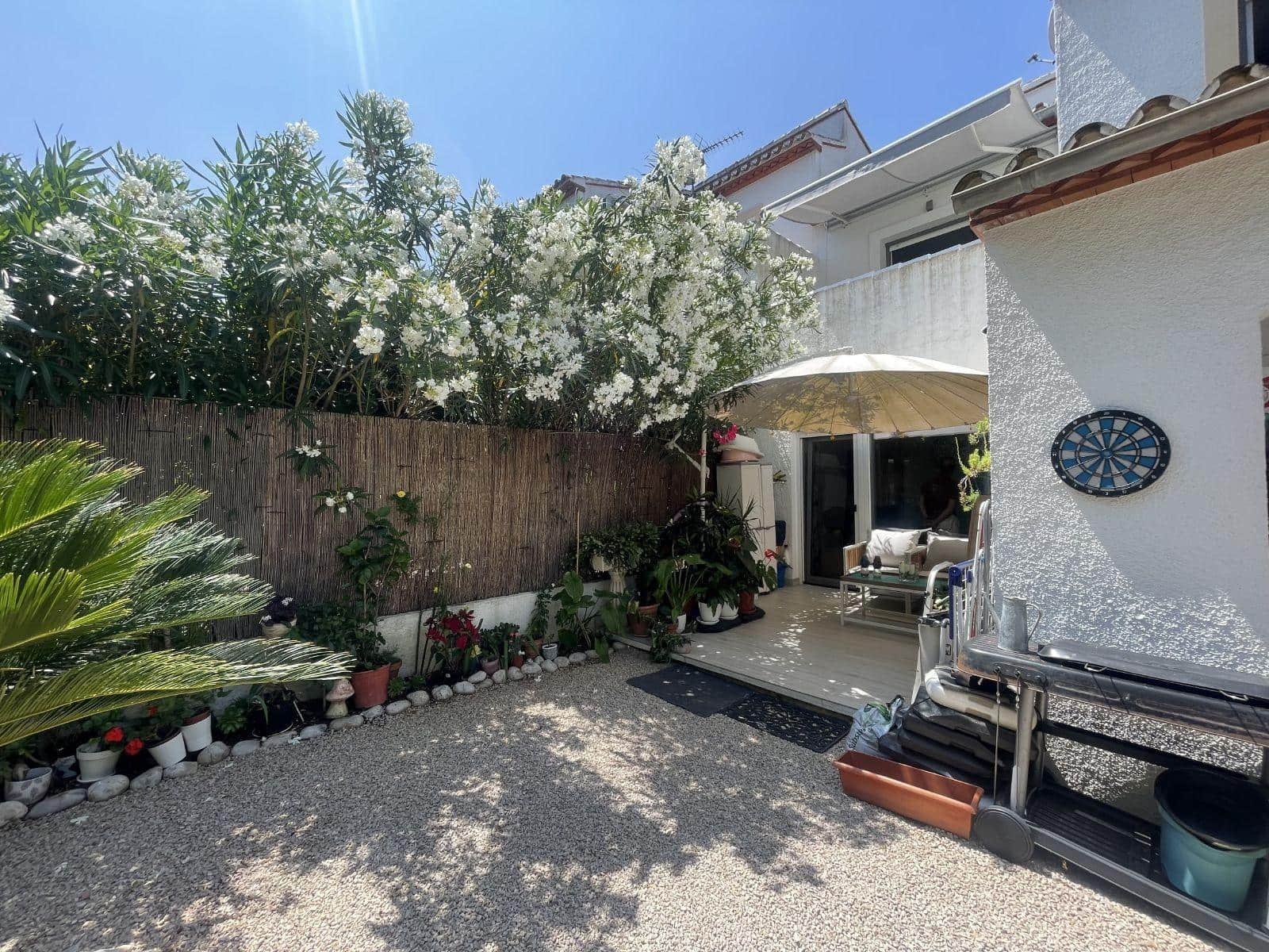 3 chambre Villa/Maison Mitoyenne à vendre à Monte Pedreguer avec piscine - 315 000 € (Ref: 7098961)