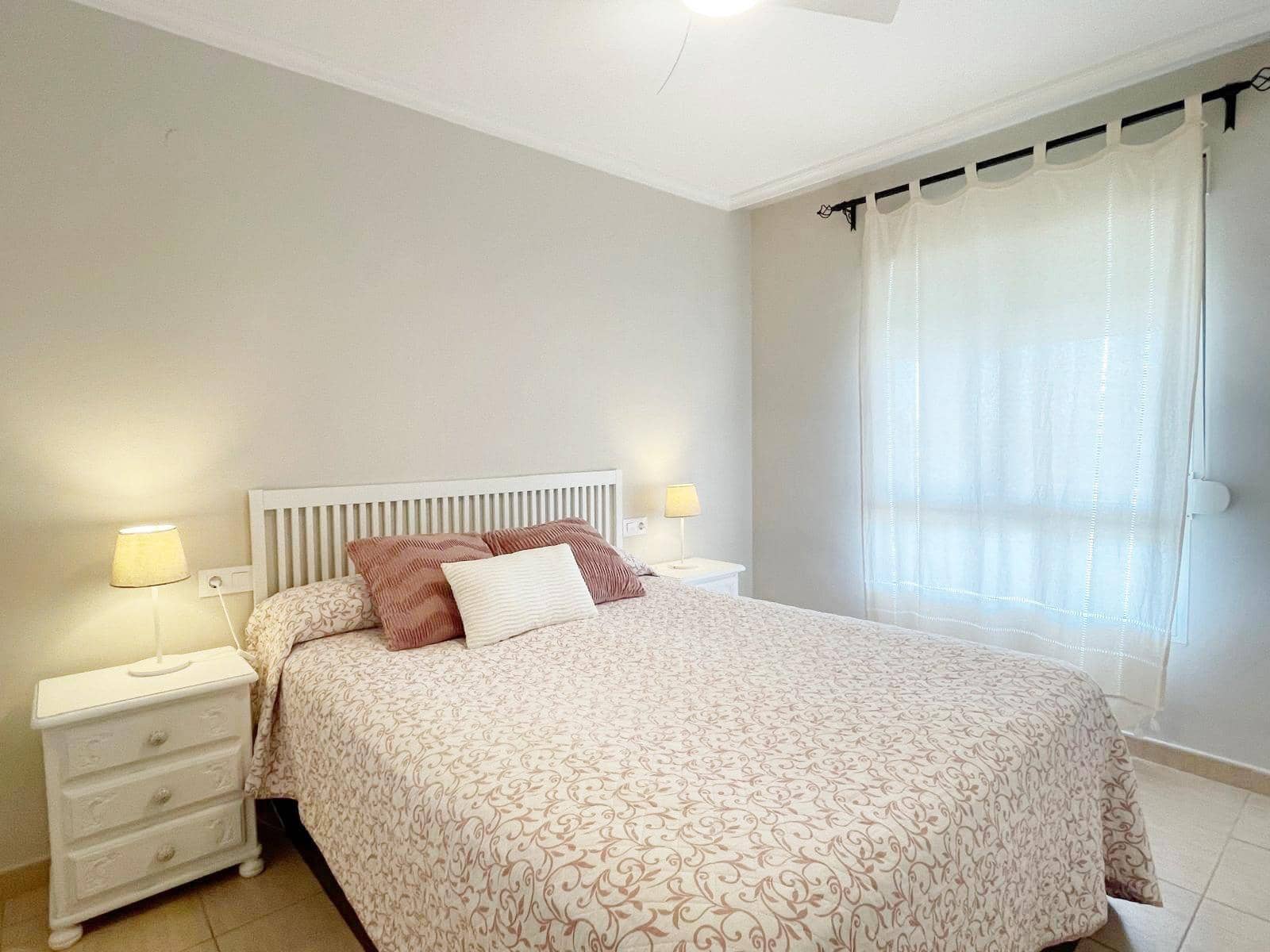 2 soverom Leilighet til leie i Denia med svømmebasseng - € 750 (Ref: 7564908)