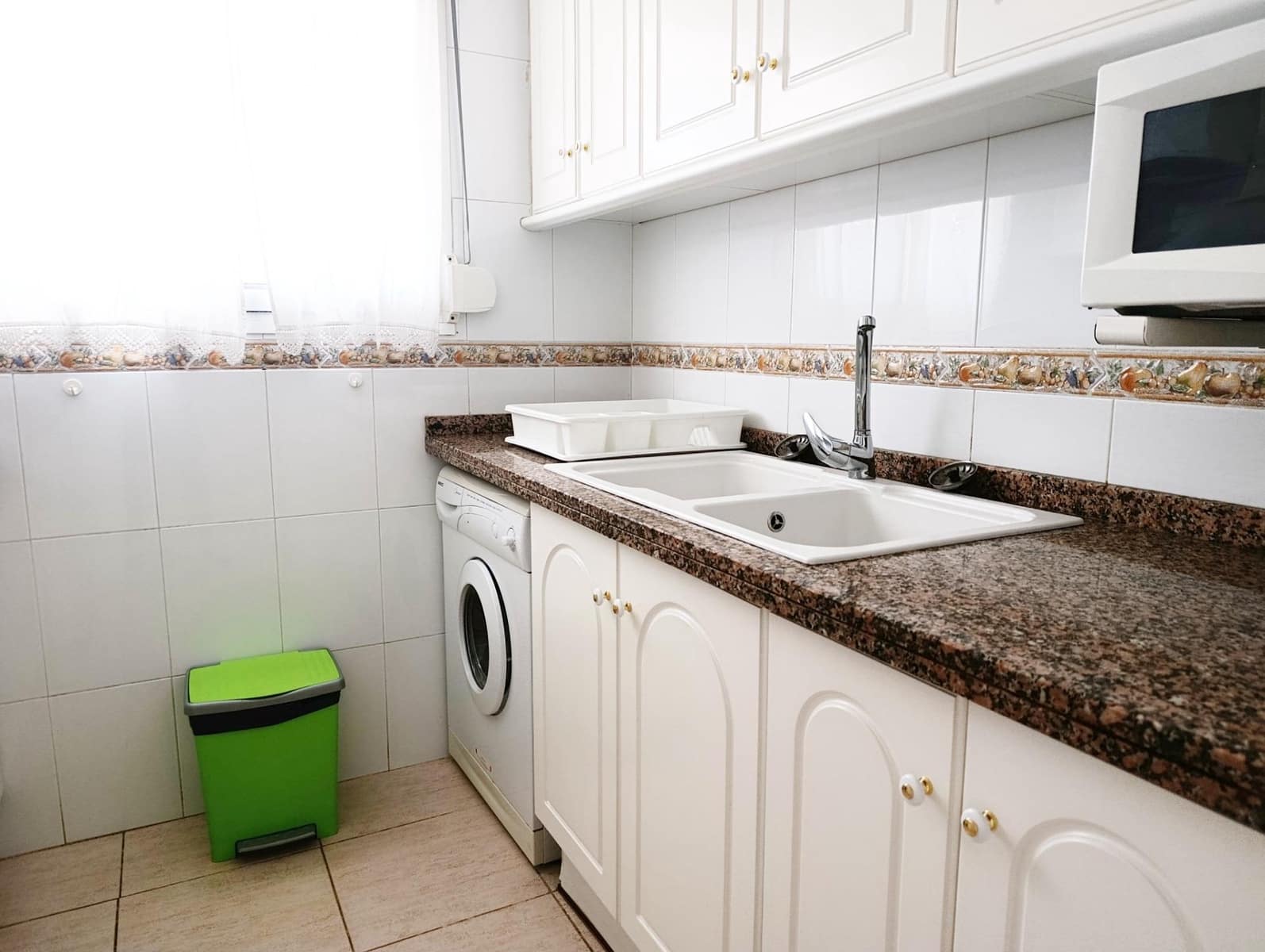 2 bedroom Apartment for rent in Denia with pool - € 750 (Ref: 7564908)