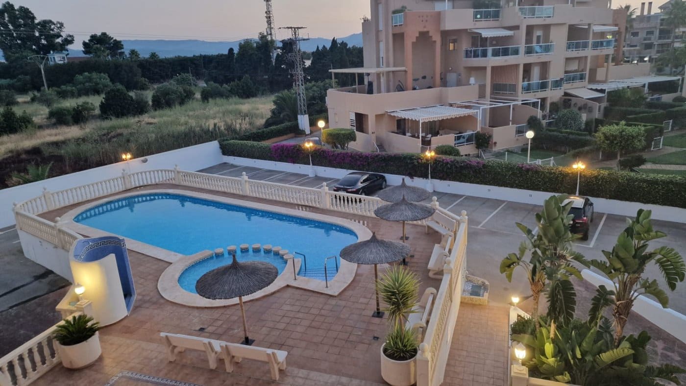 2 sypialnia Apartament do wynajęcia w Denia z basenem garażem - 750 € (Ref: 7564908)