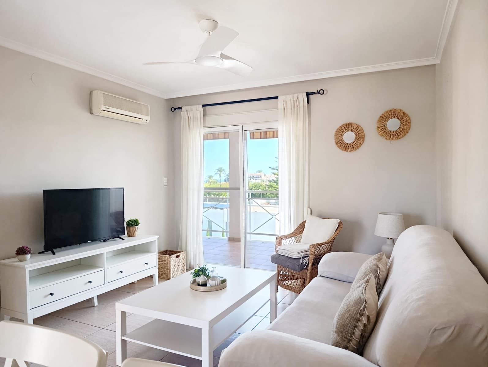 2 sypialnia Apartament do wynajęcia w Denia z basenem garażem - 750 € (Ref: 7564908)