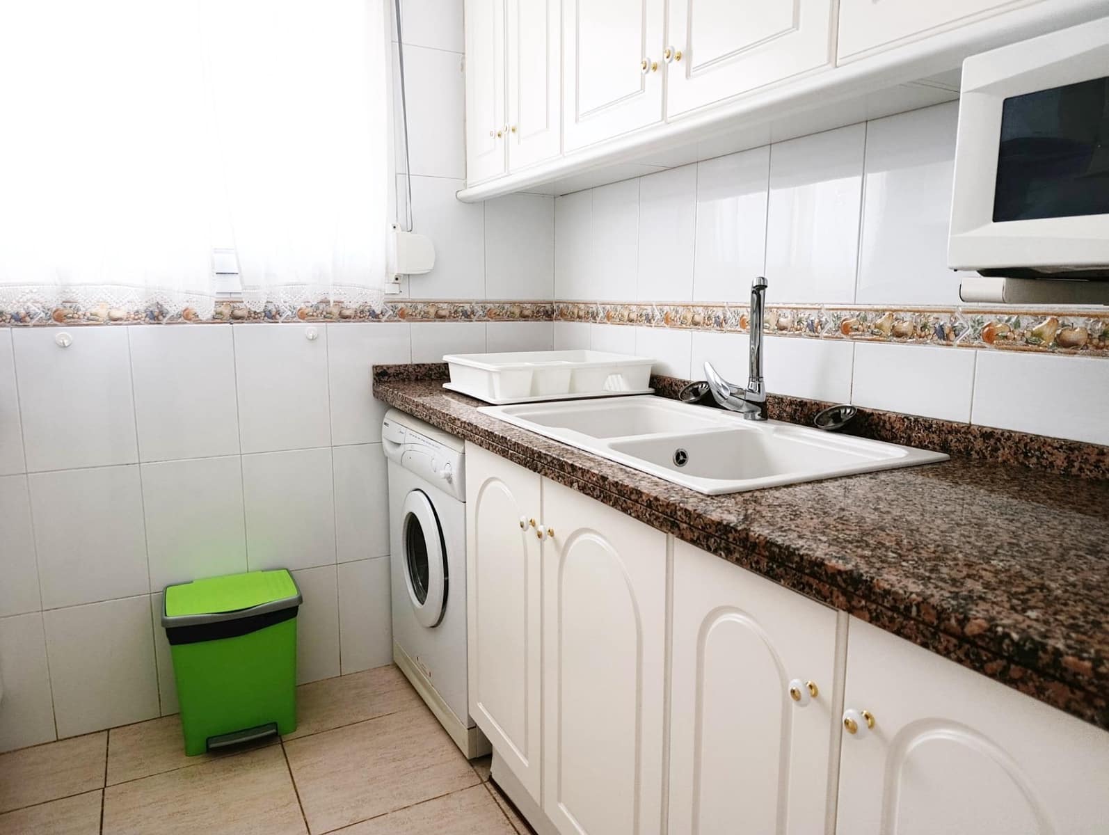 2 sypialnia Apartament do wynajęcia w Denia z basenem garażem - 750 € (Ref: 7564908)