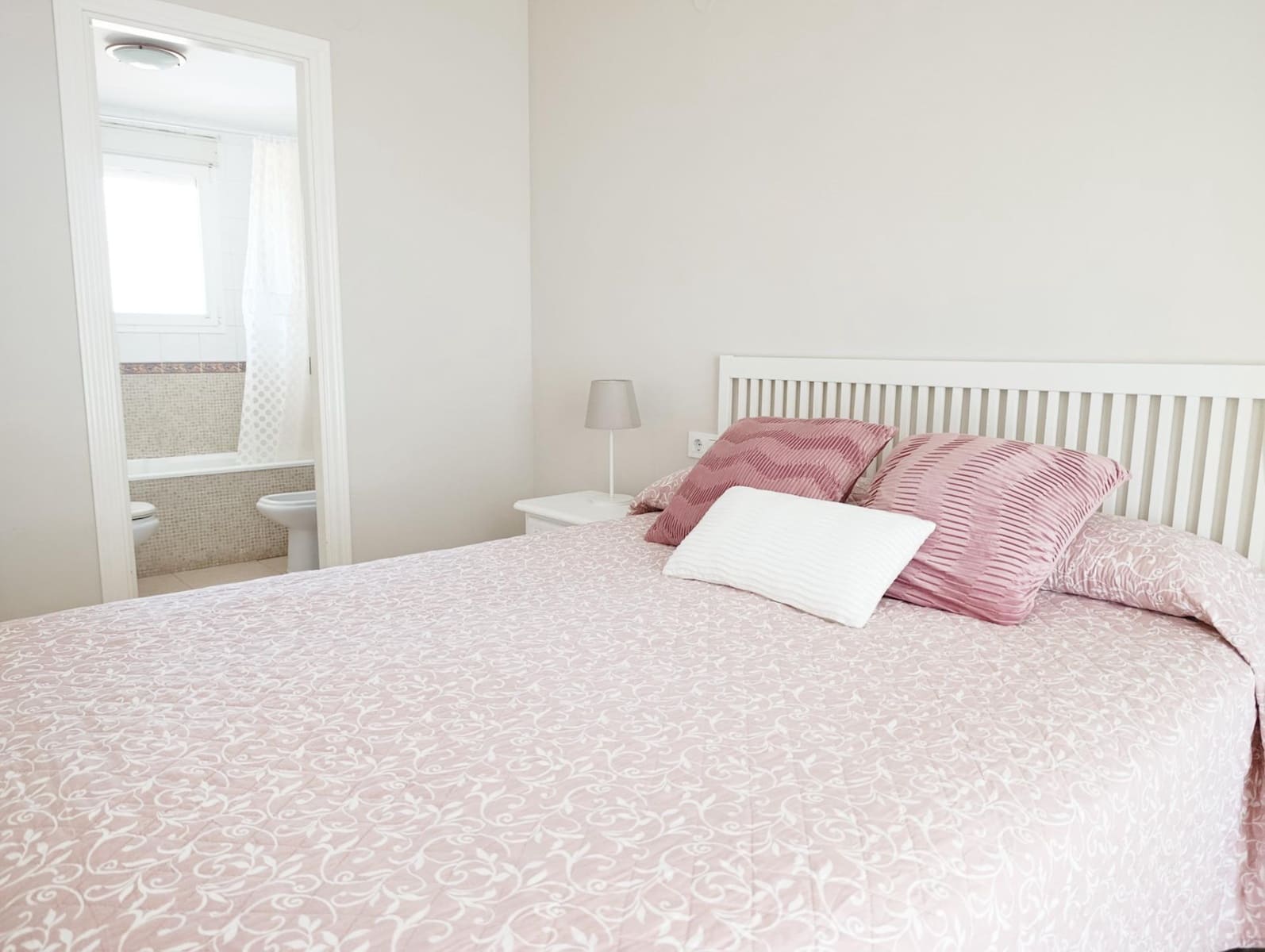2 sypialnia Apartament do wynajęcia w Denia z basenem garażem - 750 € (Ref: 7564908)