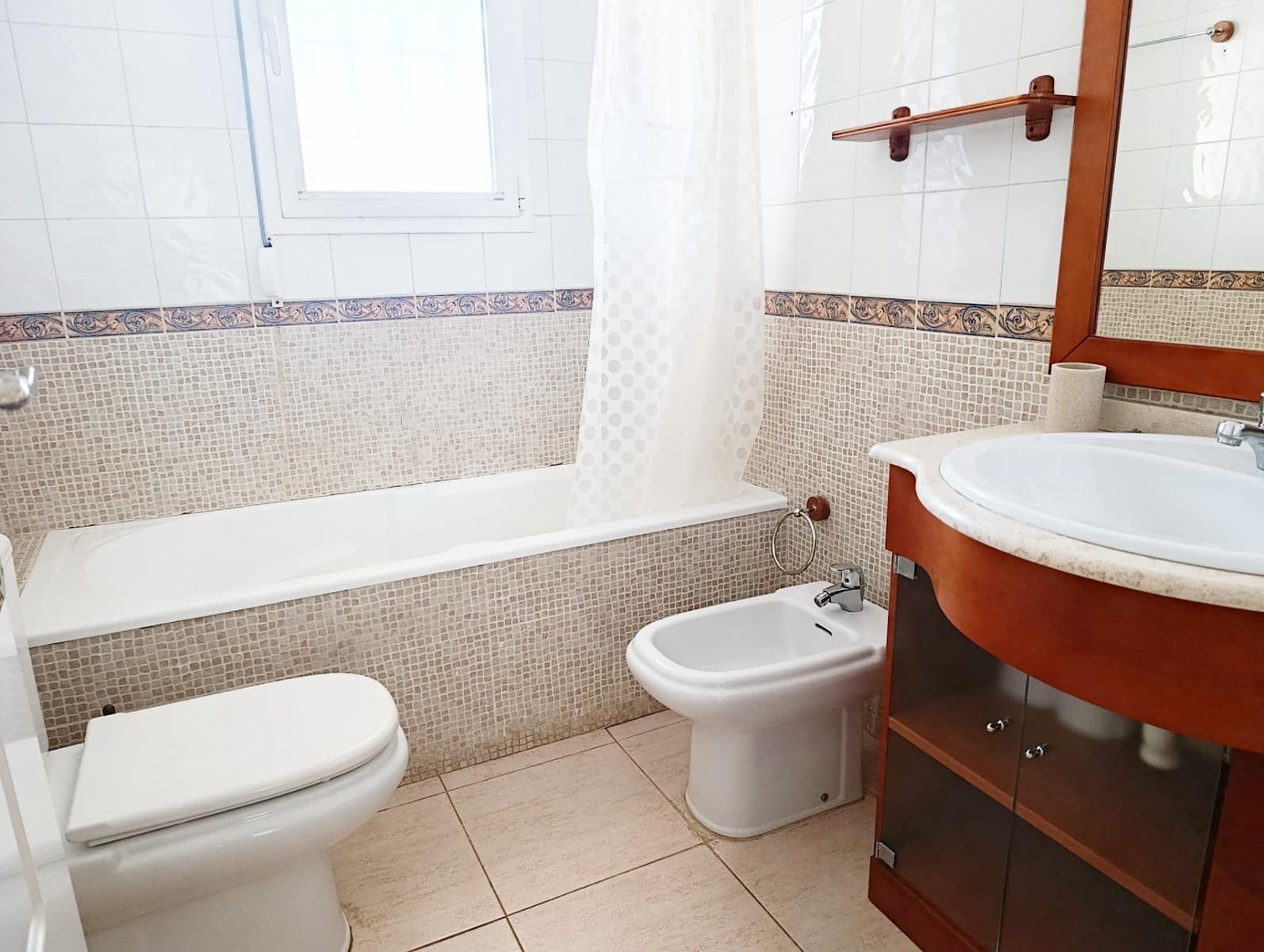 2 sypialnia Apartament do wynajęcia w Denia z basenem garażem - 750 € (Ref: 7564908)