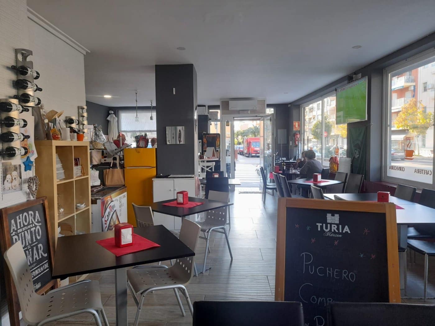 Kaupallinen myytävänä paikassa Denia - 280 000 € (Ref: 7564915)