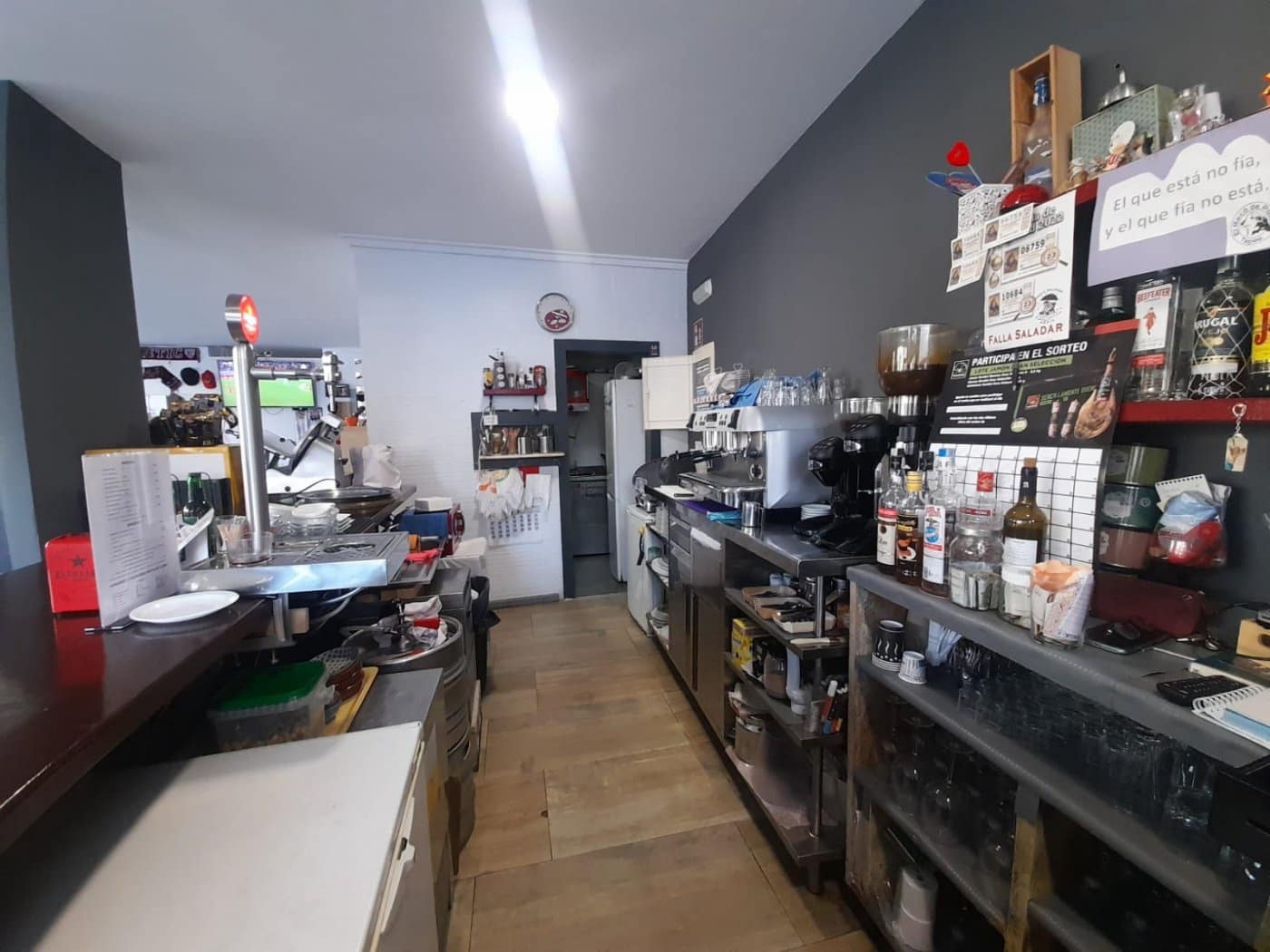 Kaupallinen myytävänä paikassa Denia - 280 000 € (Ref: 7564915)