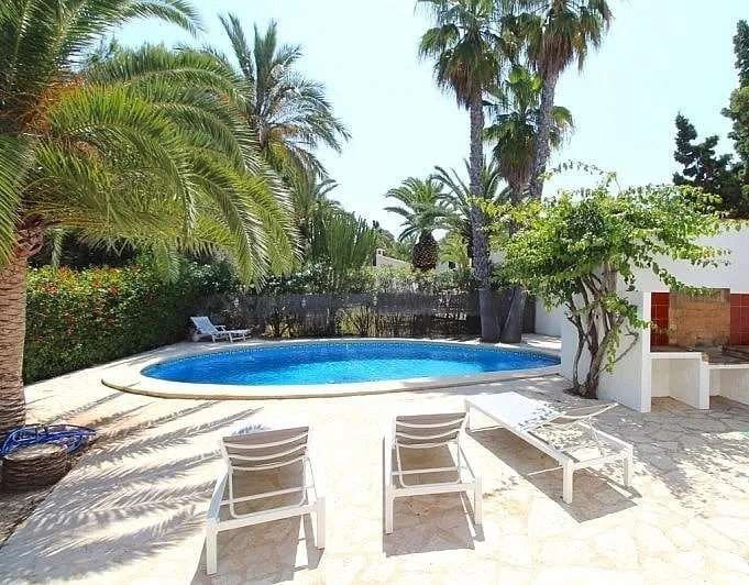 4 soveværelse Villa til leje i Denia med swimmingpool garage - € 1.700 (Ref: 7564919)