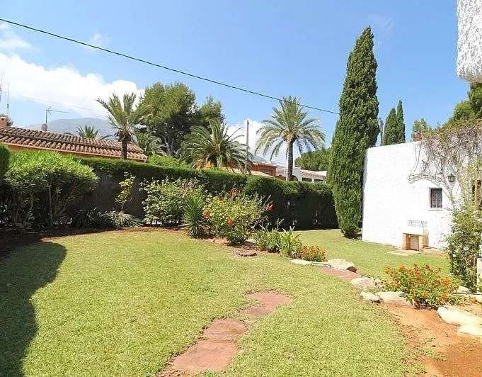 4 soveværelse Villa til leje i Denia med swimmingpool garage - € 1.700 (Ref: 7564919)