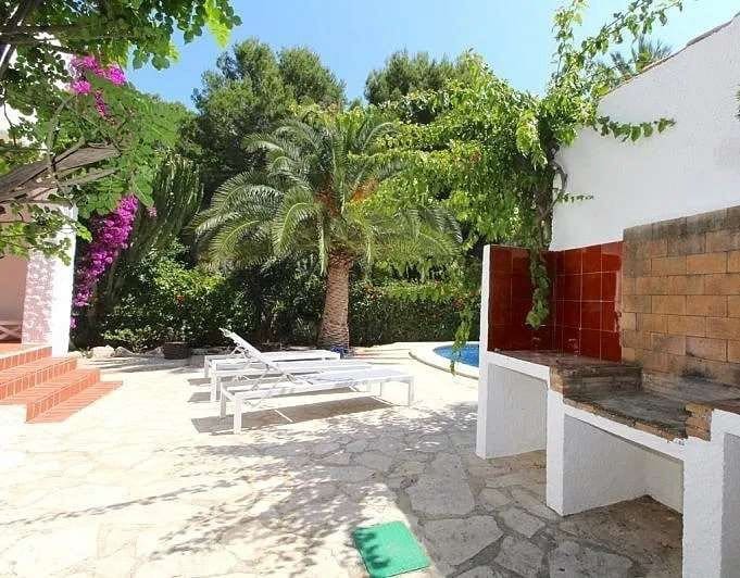 4 soveværelse Villa til leje i Denia med swimmingpool garage - € 1.700 (Ref: 7564919)