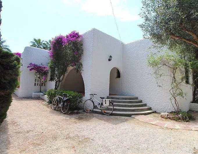 4 soveværelse Villa til leje i Denia med swimmingpool garage - € 1.700 (Ref: 7564919)
