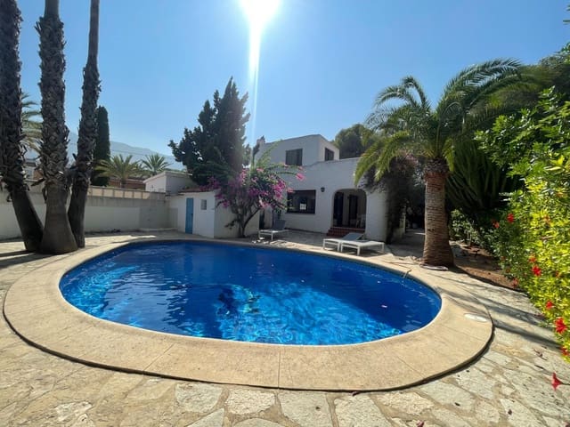 4 slaapkamer Villa te huur in Las Rotas / Les Rotes, Dénia met zwembad garage - € 1.700 (Ref: 7564919)