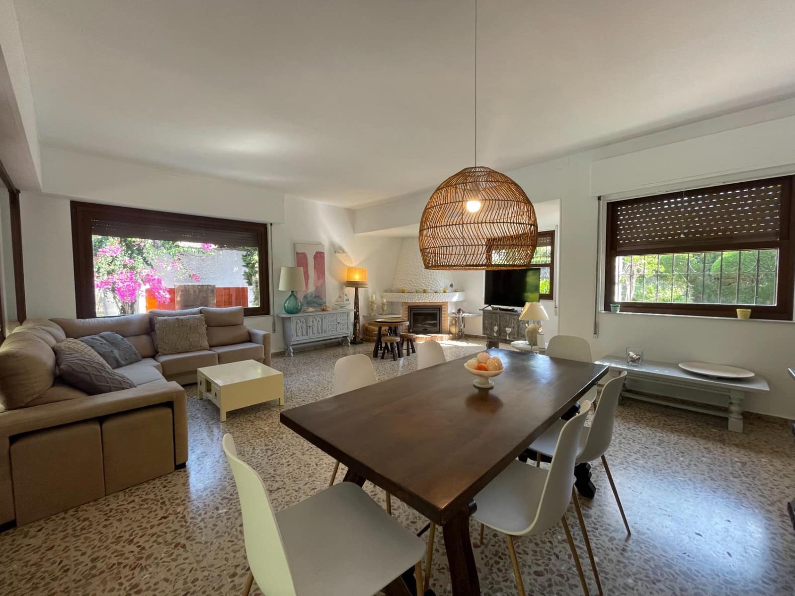 4 soveværelse Villa til leje i Denia med swimmingpool garage - € 1.700 (Ref: 7564919)