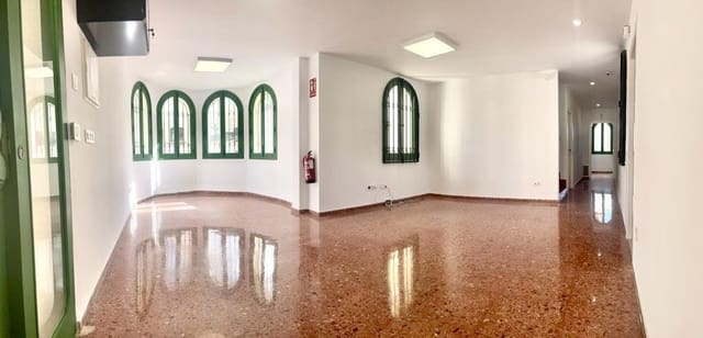 Erhverv til salg i Las Marinas / Les Marines, Dénia - € 270.000 (Ref: 7568446)