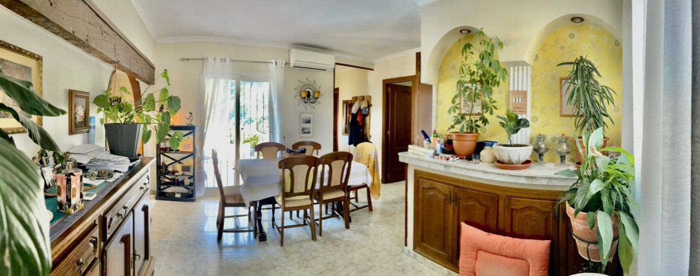 3 bedroom Villa for sale in Denia with pool garage - € 598,000 (Ref: 7568447)