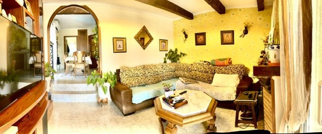 3 bedroom Villa for sale in Dénia with pool garage - € 598,000 (Ref: 7568447)