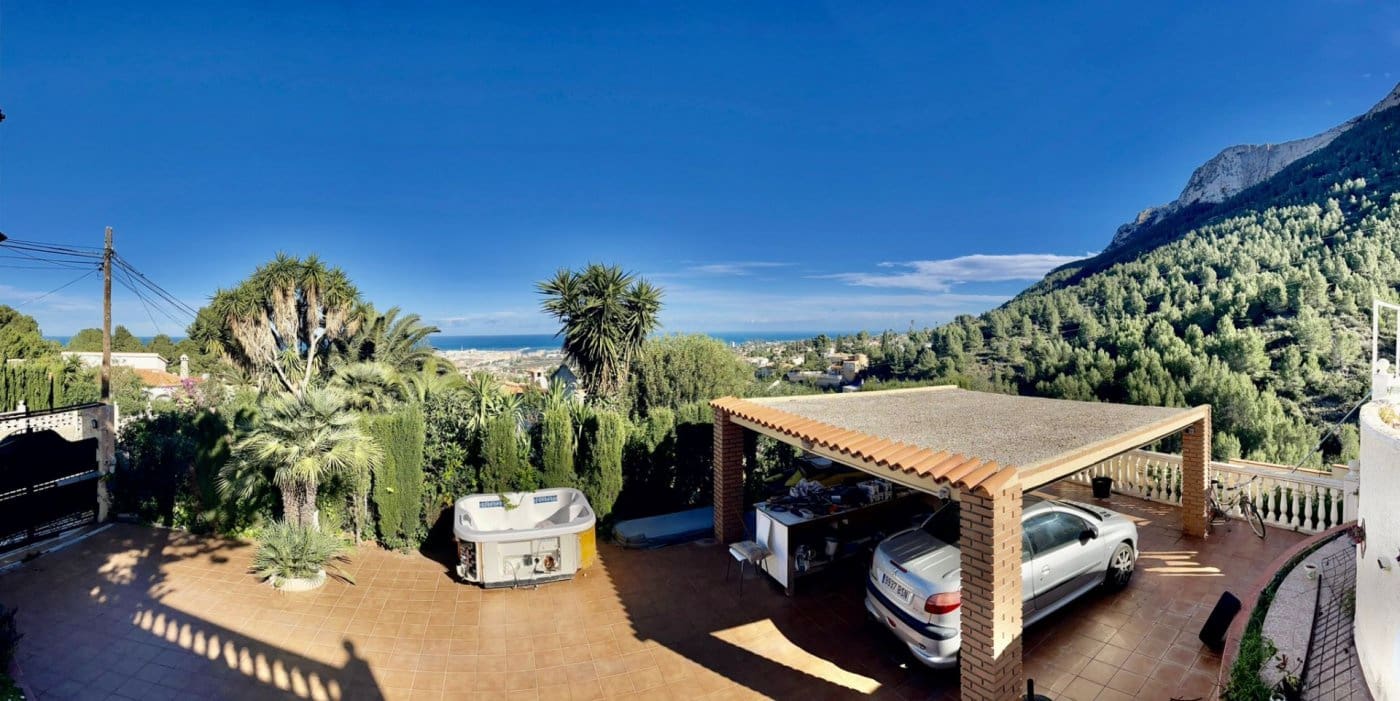 3 bedroom Villa for sale in Denia with pool garage - € 598,000 (Ref: 7568447)