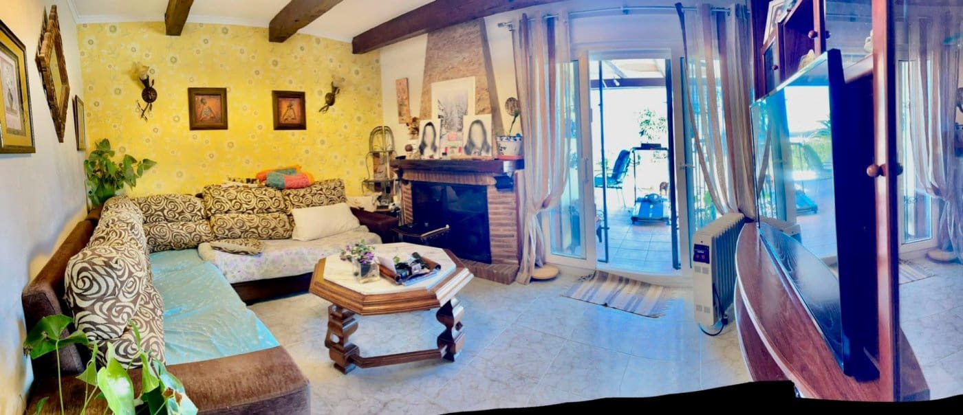 Chalet de 3 habitaciones en Dénia en venta con piscina garaje - 598.000 € (Ref: 7568447)